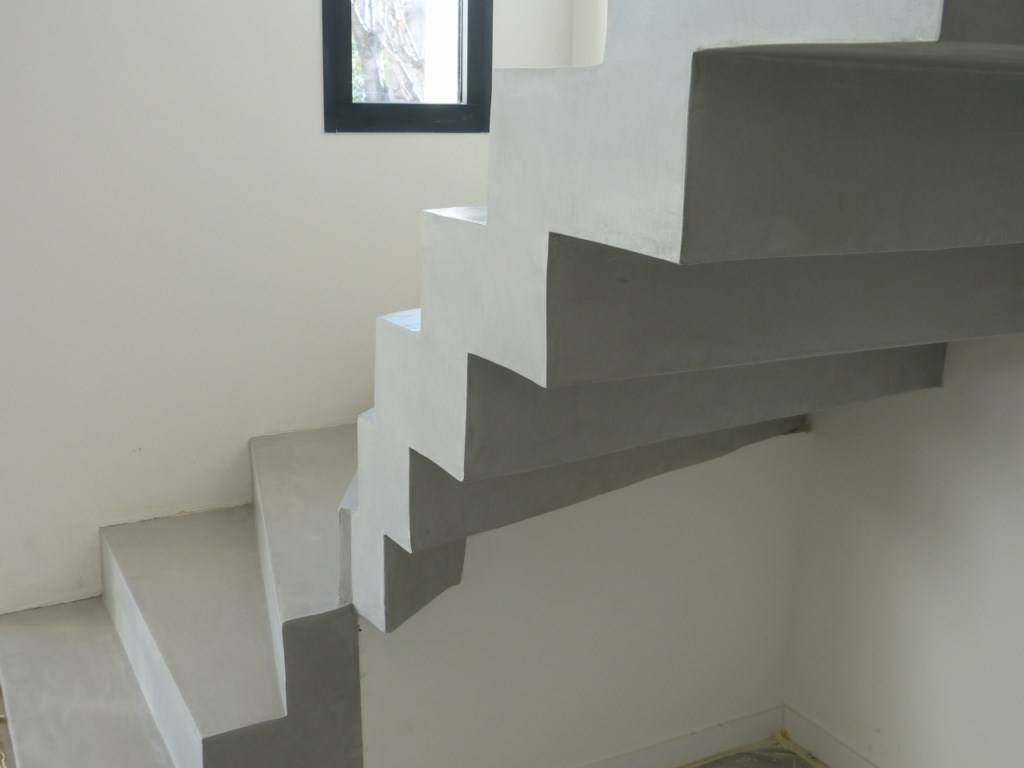 Création d'escalier en béton Lays-sur-le-Doubs